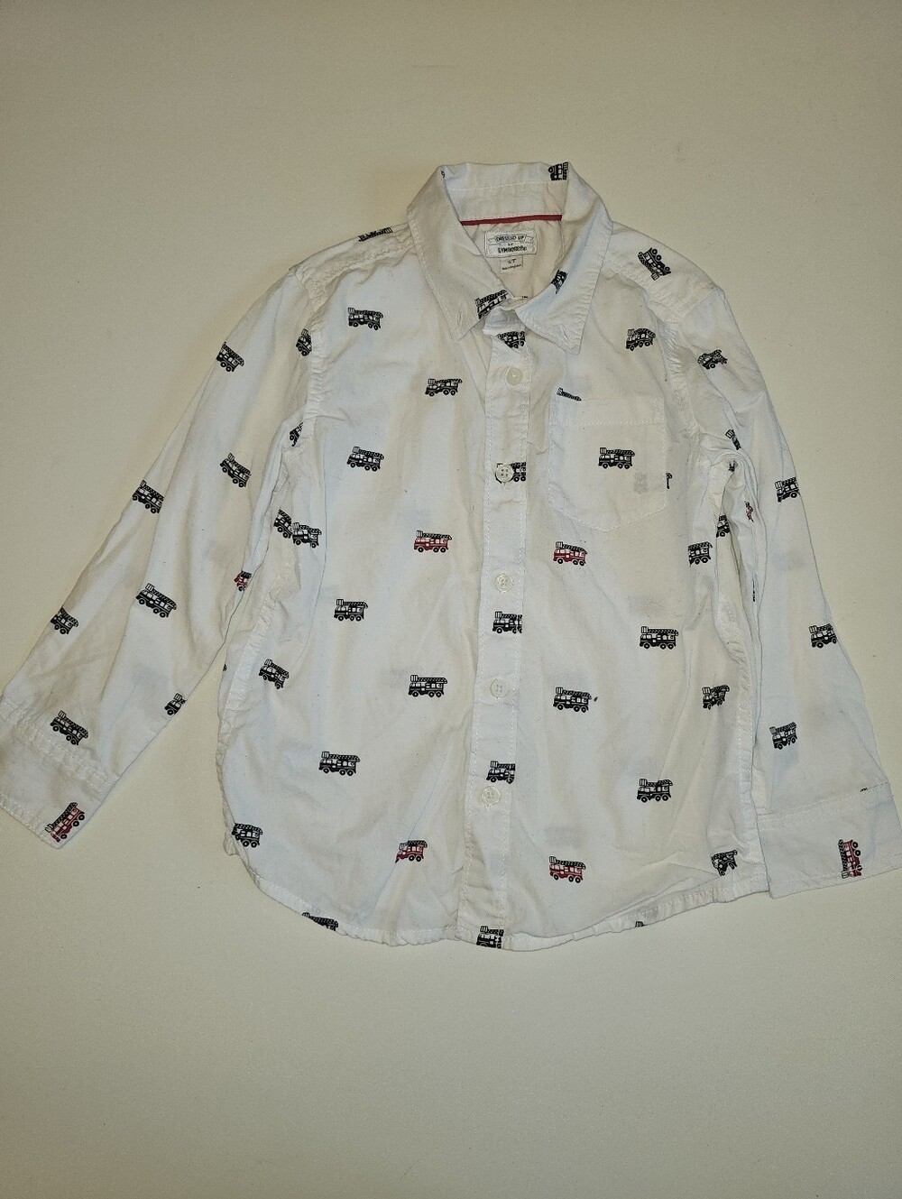 EUC | Size 4T | Gymboree | White Fire Truck Print Long-Sleeve Button-Down Shirt